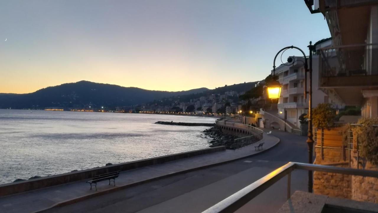 Cadorna Fronte Mare Apartment Alassio Exterior photo