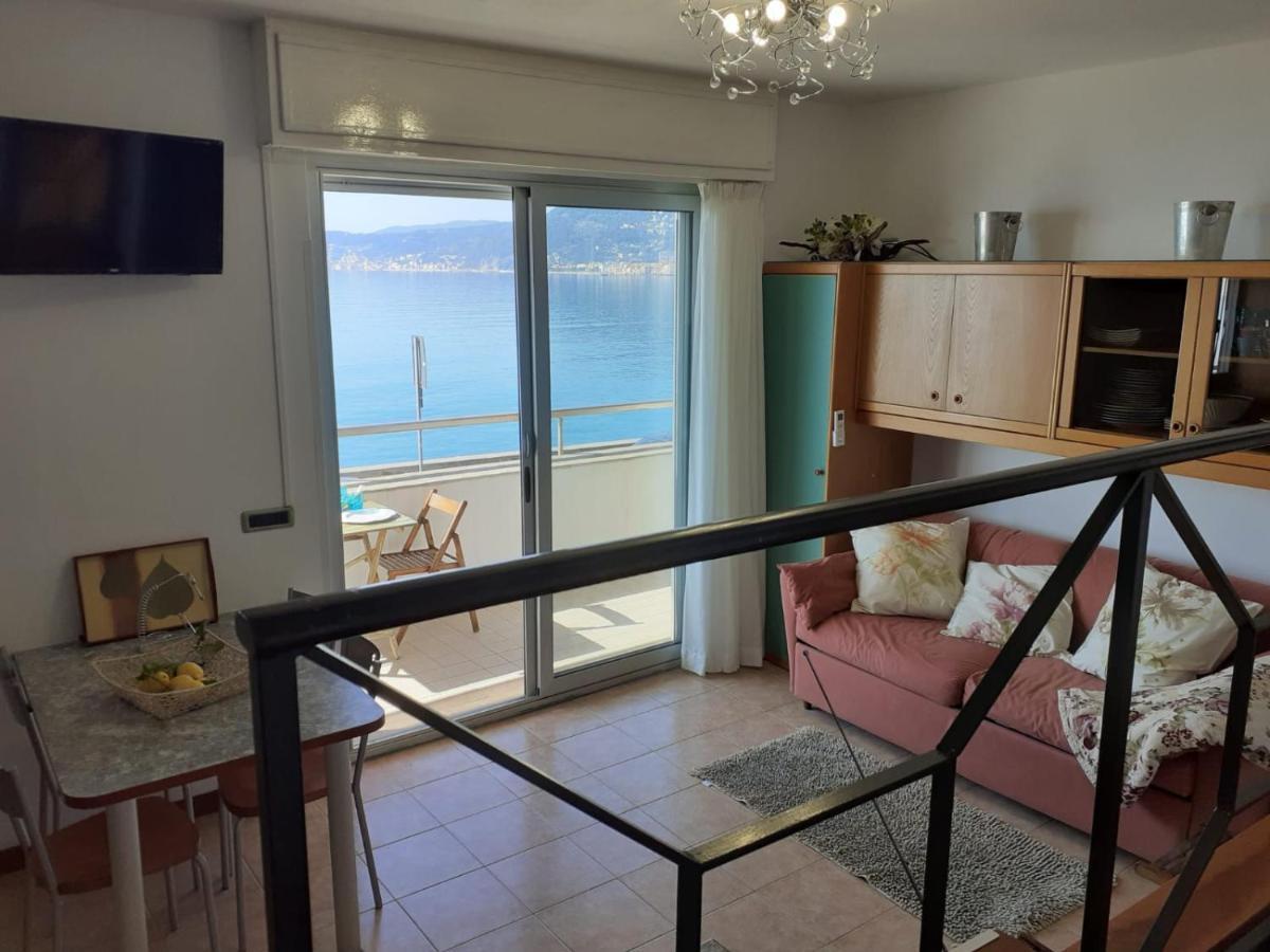 Cadorna Fronte Mare Apartment Alassio Exterior photo