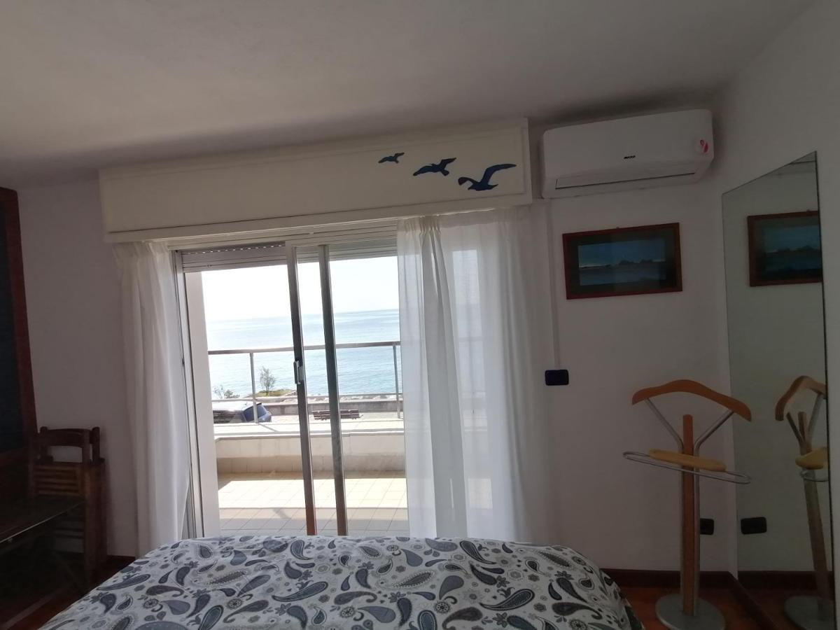 Cadorna Fronte Mare Apartment Alassio Exterior photo